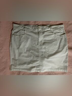 St. John's Bay Cream Women’s Skort with Button Waistband